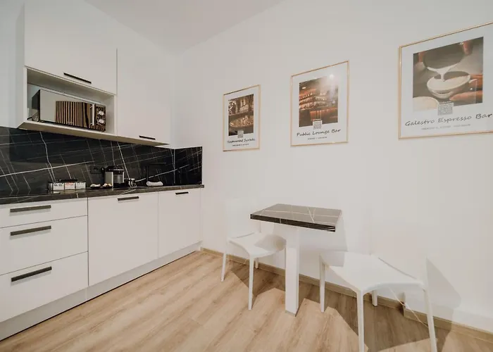 Llr Design - Sienna Beige Im Zentrum Von Apartmán *